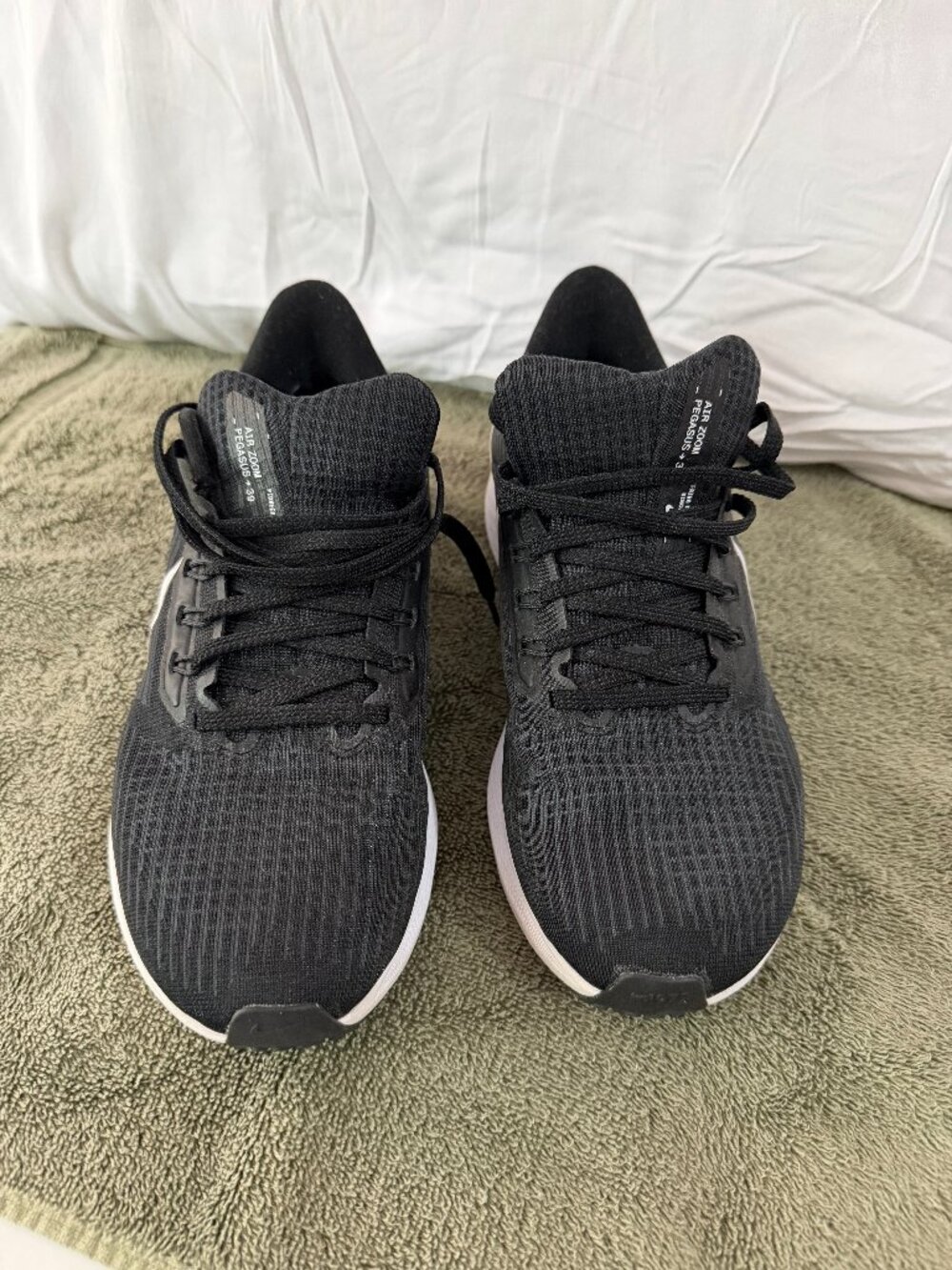 Nike Air Zoom Pegasus 39 (7.5 Women's)
